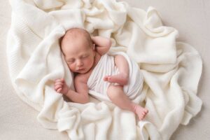 7 - Alessandra Giudice Fotografie: gravidanza, neonati, bambini. Fotografa specializzata in servizi fotografici per neonati (newborn), donne in gravidanza (servizio fotografico maternity), bambini e famiglie, mini-sessioni