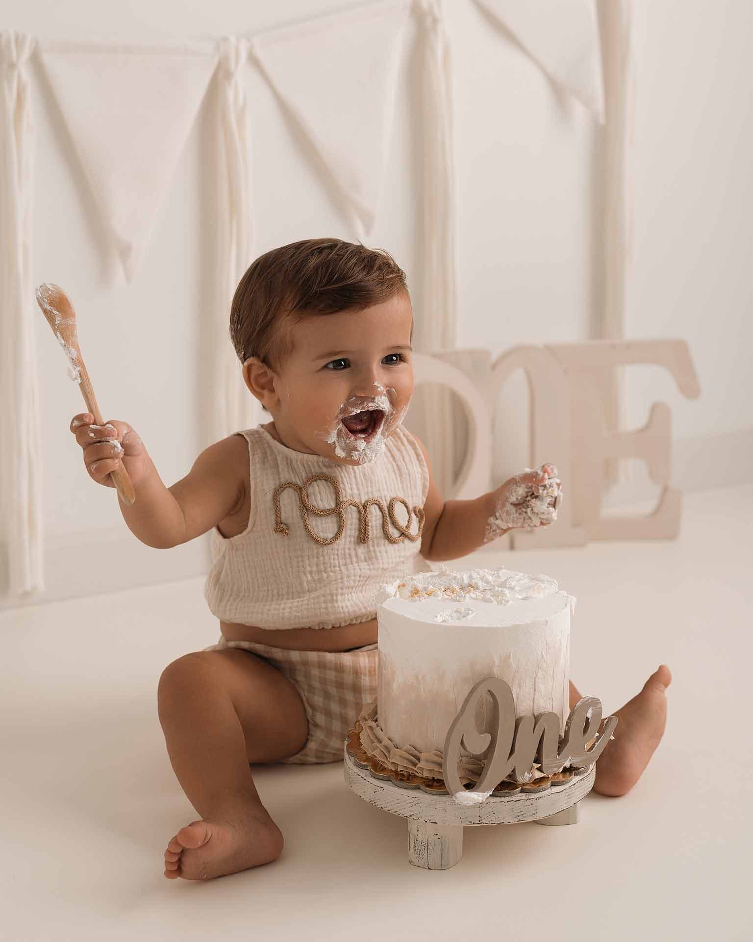 Home - Alessandra Giudice Fotografie: gravidanza, neonati, bambini. 2026 smash cake home - Alessandra Giudice Fotografie: gravidanza, neonati, bambini. Fotografa specializzata in servizi fotografici per neonati (newborn), donne in gravidanza (servizio fotografico maternity), bambini e famiglie, mini-sessioni